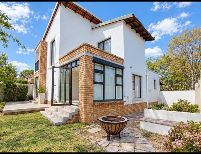 2 BEDROOM CLUSTER FOR SALE IN FOURWAYS